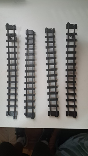 Ferrorama Xp400 Sem Vagões E Máquina (Usado)