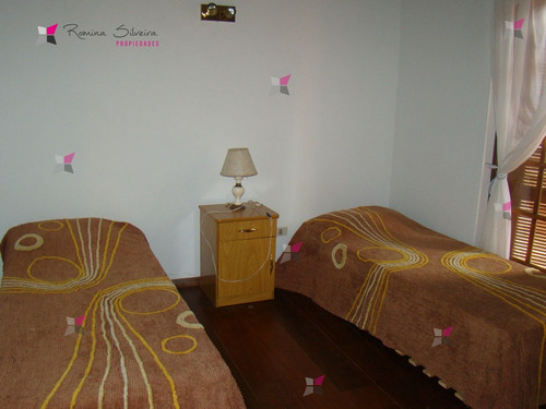 Casa En Golf, 4 Dormitorios *- Ref: 7419