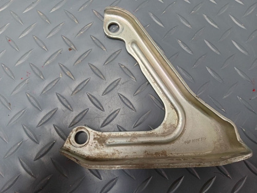 Base Soporte Tapa De Motor Corsa 2008 1.8 (Usado)