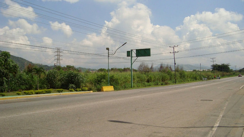 Meb Vende Terreno Comercial De 96.832m² Carretera Los Guayos Guacara 240431