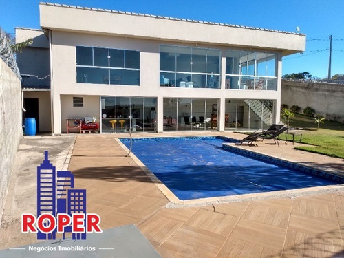 Belíssima Chácara De 1000m² Em Bragança Paulista, Conta Com Uma Ótima Localização E Estuda Permutas Por Imóveis De Menor Valor. - Ch00958 - 68993009