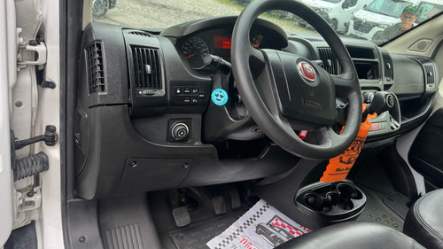 Fiat Ducato 2.3 Executivo (15l) 5p 6 marchas