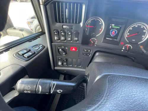 Imagem 14 de 15 de Scania R480 6x4 2015 Com Retarder