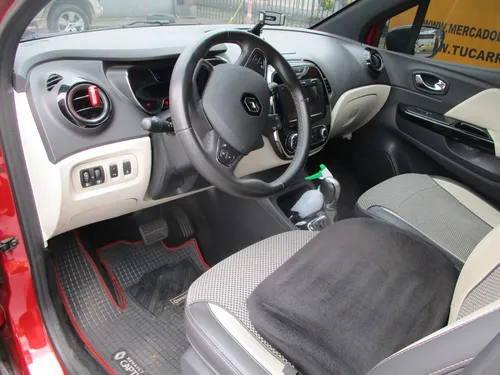 Renault Captur INTENS 4X2 2000CC AT AA