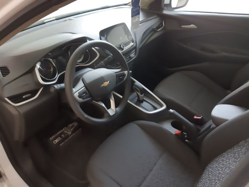 Imagen 6 de 8 de Chevrolet Tracker Ls Ta 2022