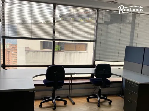 Oficina En Arriendo En Centro. Cod A775520