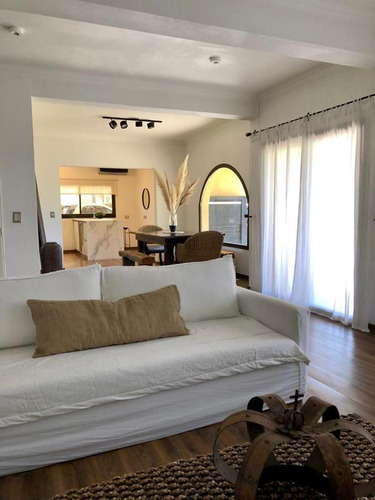 Imagen 6 de 17 de Excelente Casa En Alquiler - Santa Clara - Tigre