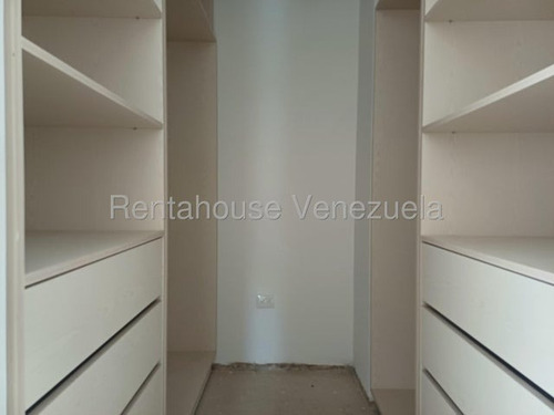 Apartamento En Venta En Country Club. Ana Perez