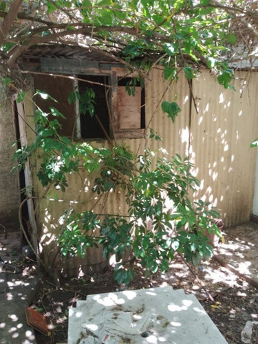 Departamento En Alquiler A Pocas Cuadras Del Centro De Monte Grande!! (entrada Compartida) Juan De Garay 288 Fondo