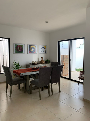 Imagen 2 de 10 de Se Vende Casa Amueblada En Gran Santa Fe Plus