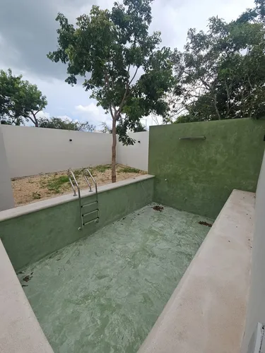 Casa En Venta Con 4 Recámaras Y Alberca En Mérida