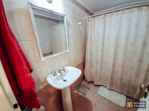 Imagen 28 de 30 de Casa 3 Dormitorios 3 Baños 2 Cocheras 1 Patio 196 Mts 2 Totales - Manuel B Gonnet