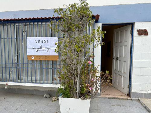 Se Aceptan Ofertas! Venta Casa Tipo Hostal En Bahía Inglesa