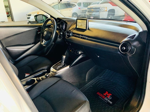 Imagen 8 de 12 de Toyota Yaris Modelo 2018