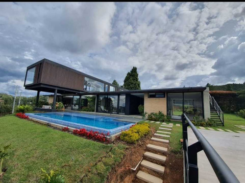 Vendo O Arriendo Exclusiva Casa Campestre Envigado