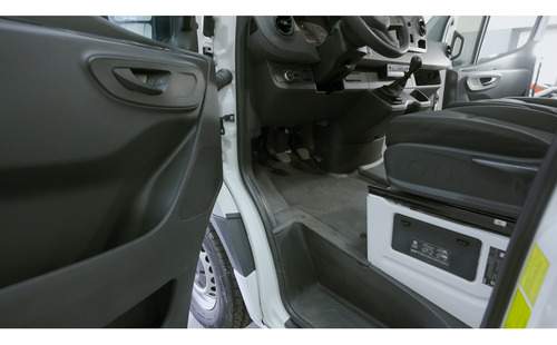 Mercedes-Benz Sprinter 2.2 CDI DIESEL FURGÃO 314 STREET MANUAL