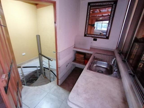 Imagen 11 de 30 de Casa En Venta En Conjunto Privado De Avenida Principal Del Este De Barquisimeto Lara 0.4.2.4.5.9.3.7.5.4.2/ Rent-a-house Centro Occidente Mls Código: 21-11349, Avenida Bracamonte