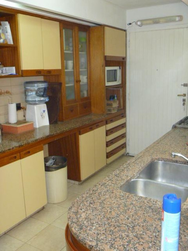 Imagen 7 de 25 de Casa Con Cochera Y Fondo Libre - Lanús Oeste