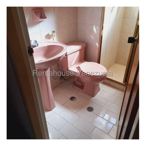 Apartamento En Alquiler Macaracuay 25-24178
