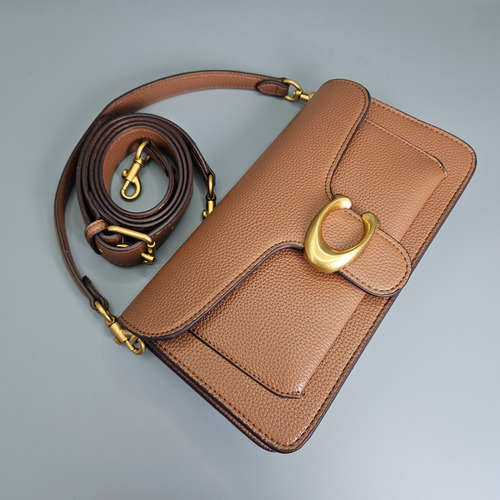 Bolso De Hombro Coach Tabby 26 Elegante Y Atemporal Marrón Lisa Oro Marrón