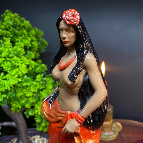 Imagem Pomba Gira Sete Saias Vermelha Resina Umbanda Cor Vermelho