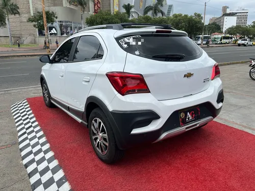 Chevrolet Onix Activ 1.4 Mt