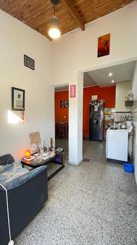 2 Deptos. Sobre Lote Propio, Ideal 2 Familas U Oportunidad De Inversión