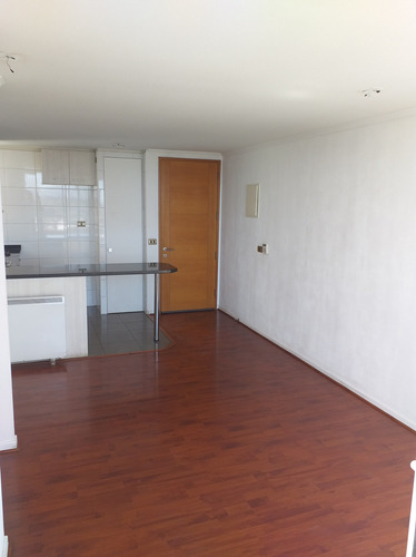 Ref:8716** Arriendo Dpto 1d+1b+terraza+bodega. Metro