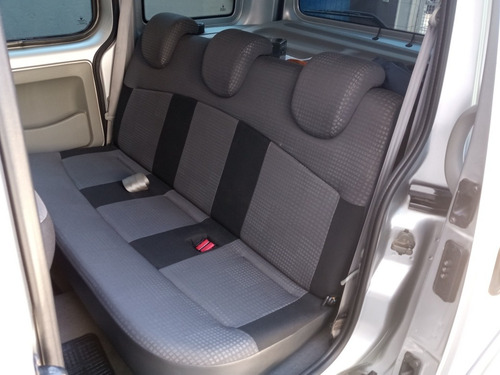 Renault Kangoo 2010 1.6 16v Sportway 7l Hi-flex 5p