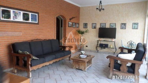 Casa Na Penha, 500 M², 03 Suítes, R$ 1.500.000,00 - 714