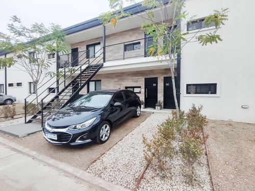 Imagen 27 de 29 de Muy Lindo Departamento De 3 Ambientes Con Jardín Y Parrilla En Venta En Pilar!!