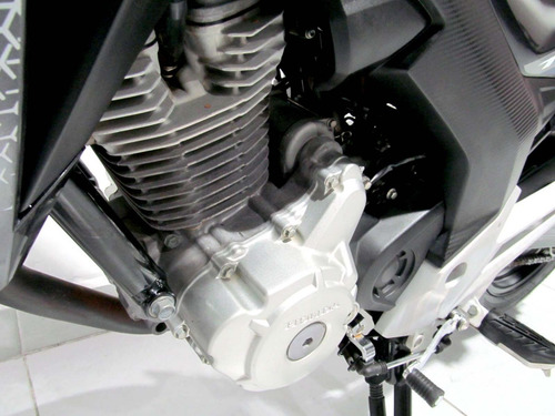 Imagem 9 de 13 de Honda Cb Twister 2020 Cinza