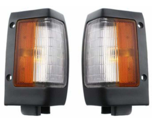 Para Nissan Pickup Side Marker Light Assembly Black Trim