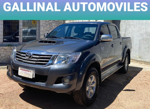 Toyota Hilux Srv 4x4 Automatica - Permuto Financio