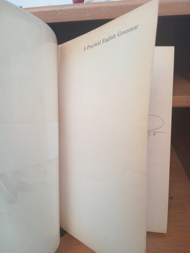A Practical English Grammar. A. J. Thomson Y A. V. Martinet (Usado)