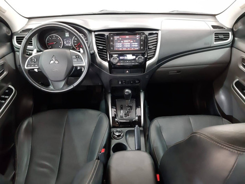 Imagem 7 de 10 de Mitsubishi L200 Triton 2.4 16v Turbo Diesel Sport Hpe-s Cd