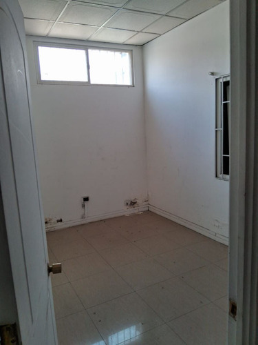 Arriendo Bodega 1600 M2 Lampa-sin Gasto Común