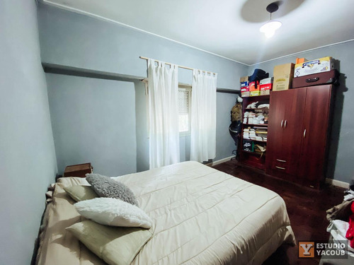Casa En Venta - 2 Dormitorios 1 Baño - 95mts2 - Abasto, La Plata