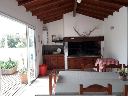 Imagen 15 de 18 de Edificio Sol De Verano Villa Gesell Dueño Alquila Departamentos De 2 Y 3 Ambientes Zona Sur