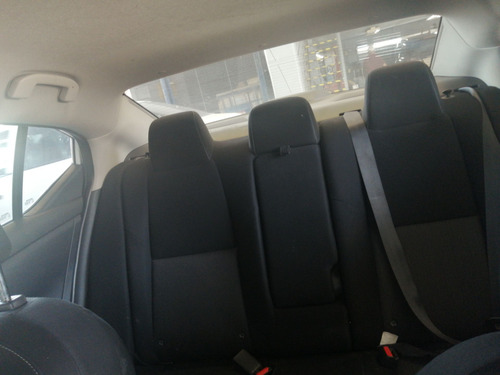 Nissan Sentra 2.0 Advance Mt