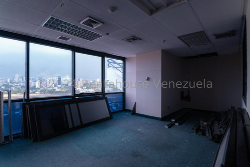 Oficina En Alquiler En El Hotel Eurobilding Con 840 Mtrs2 Oficina En Obra Gris Para Adaptar 24-14604