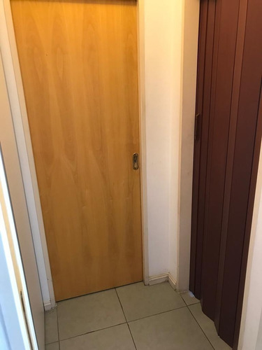 Imagen 8 de 12 de Permuta - Departamento De 2 Ambientes En Venta - Moron Centro