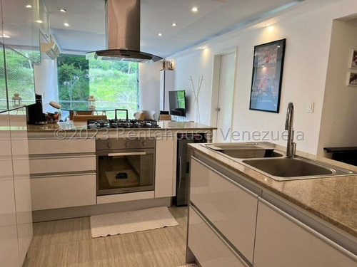 Apartamento Remodelado En El Encantado Dubravska Alarcón 23-22575