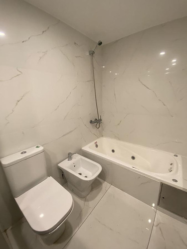 Imagen 16 de 17 de Alquiler 3 Dormitorios Categoria Cochera Doble Amenities
