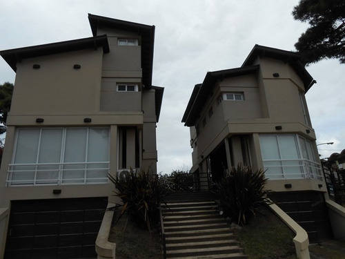 Imagen 1 de 14 de Pinacoy 3 - Duplex De 4 Ambientes En Venta- Pinamar