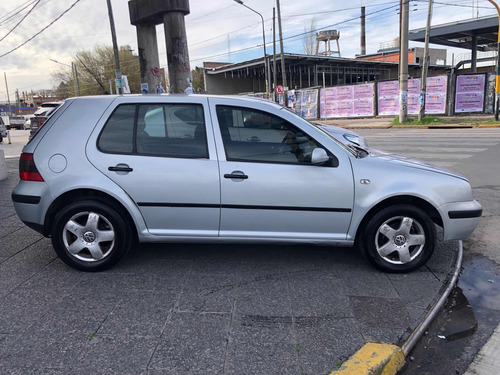 Volkswagen Golf 1.6 Comfortline