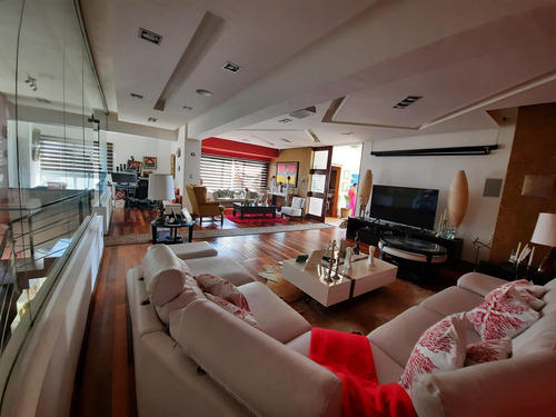 Se Vende Penthouse Con Impresionante Terraza En Piantini