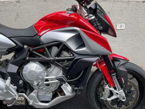Imagem 4 de 12 de Mv Agusta Rivale 800cc 2015 Com Apenas 4mkm