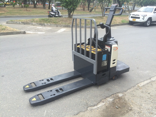 Imagen 5 de 14 de Porta Estibas Electrico Crown Pe4000/pe4500