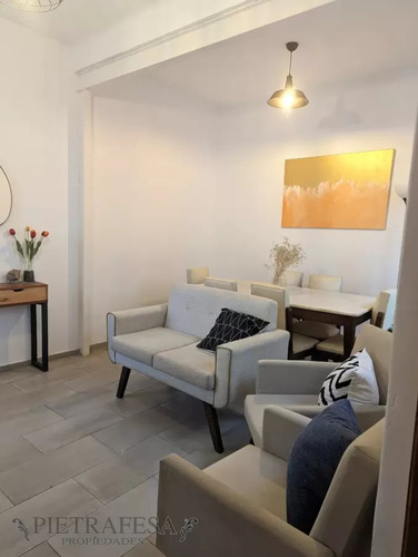 Casa En Venta 2 Dormitorios, 1 Baño, Cochera-bella Vista
